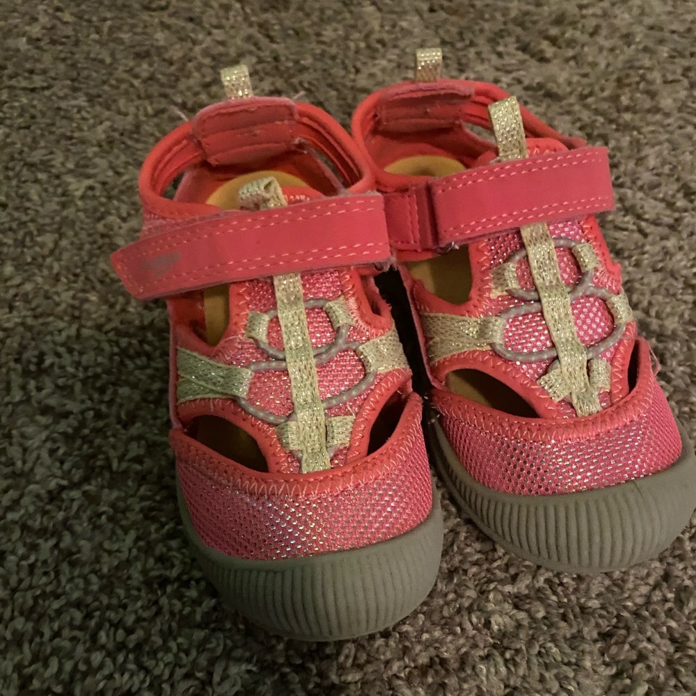 Osh Kosh toddler girl shoes